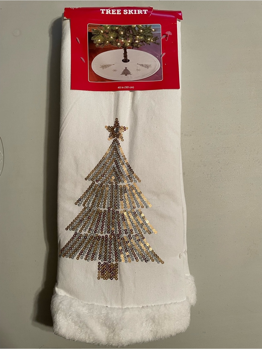 Sequin Christmas Tree Skirt - White with Silver& Gold Sequins NWT 40”